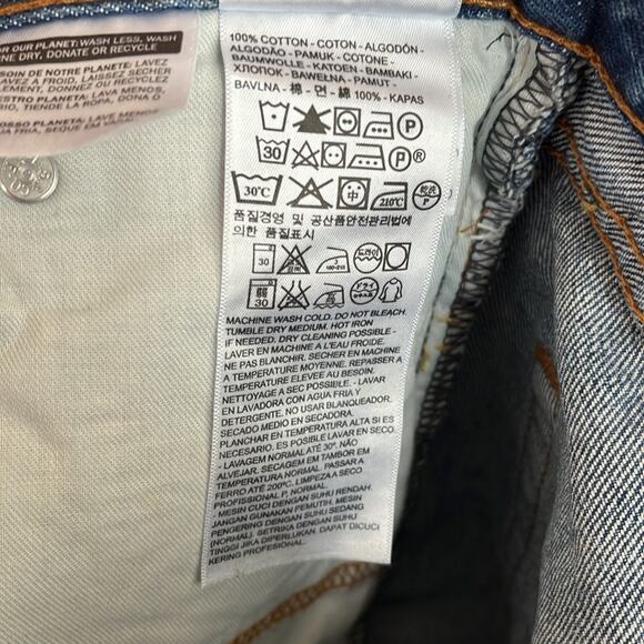 Levi’s 505 Cutoff Jean Bermuda length Shorts Dark Blue 30 - Picture 3 of 9